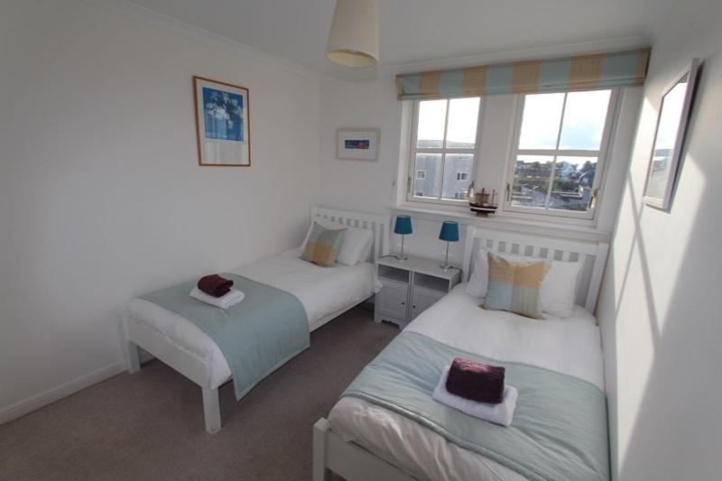 No 10 Royal * North Berwick