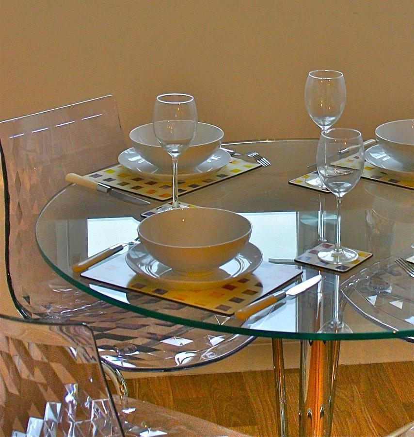 Apartment No 10 Royal *