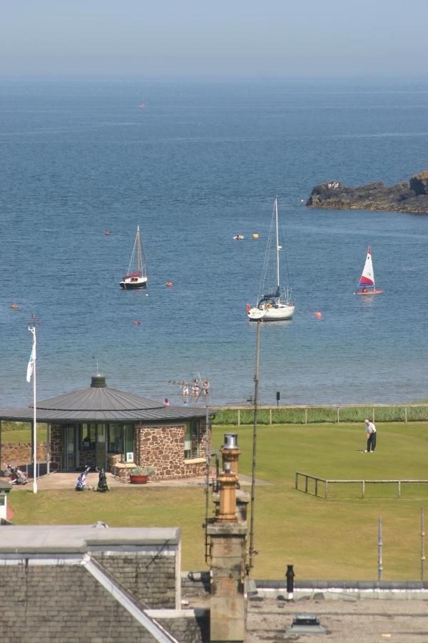 No 10 Royal North Berwick