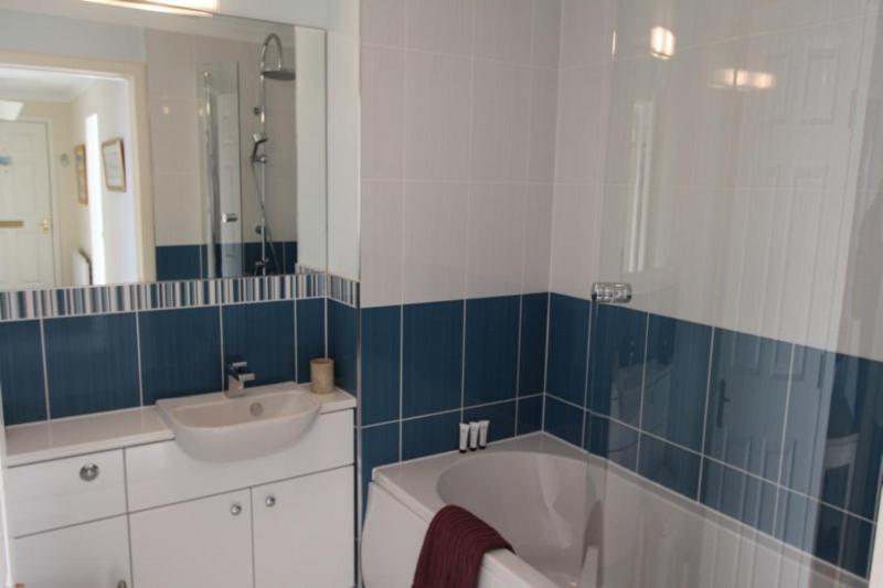 Apartment No 10 Royal *