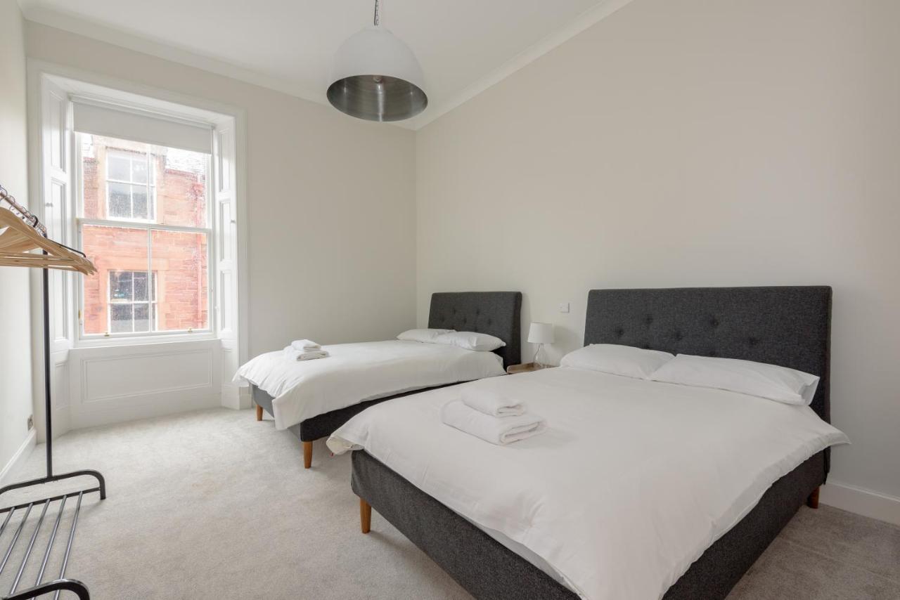 Stylish Beach Pad On Scotland's Golf Coast * North Berwick