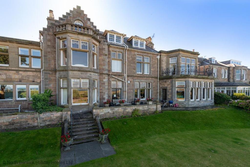 St Colms Main House Holiday home *