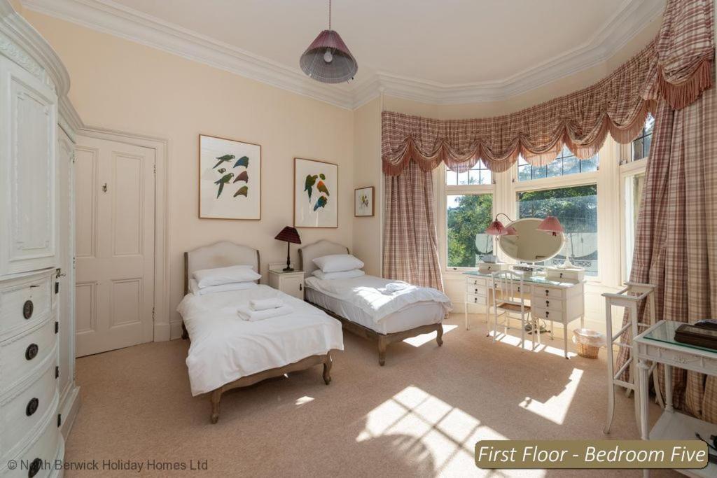 St Colms Main House Holiday home *