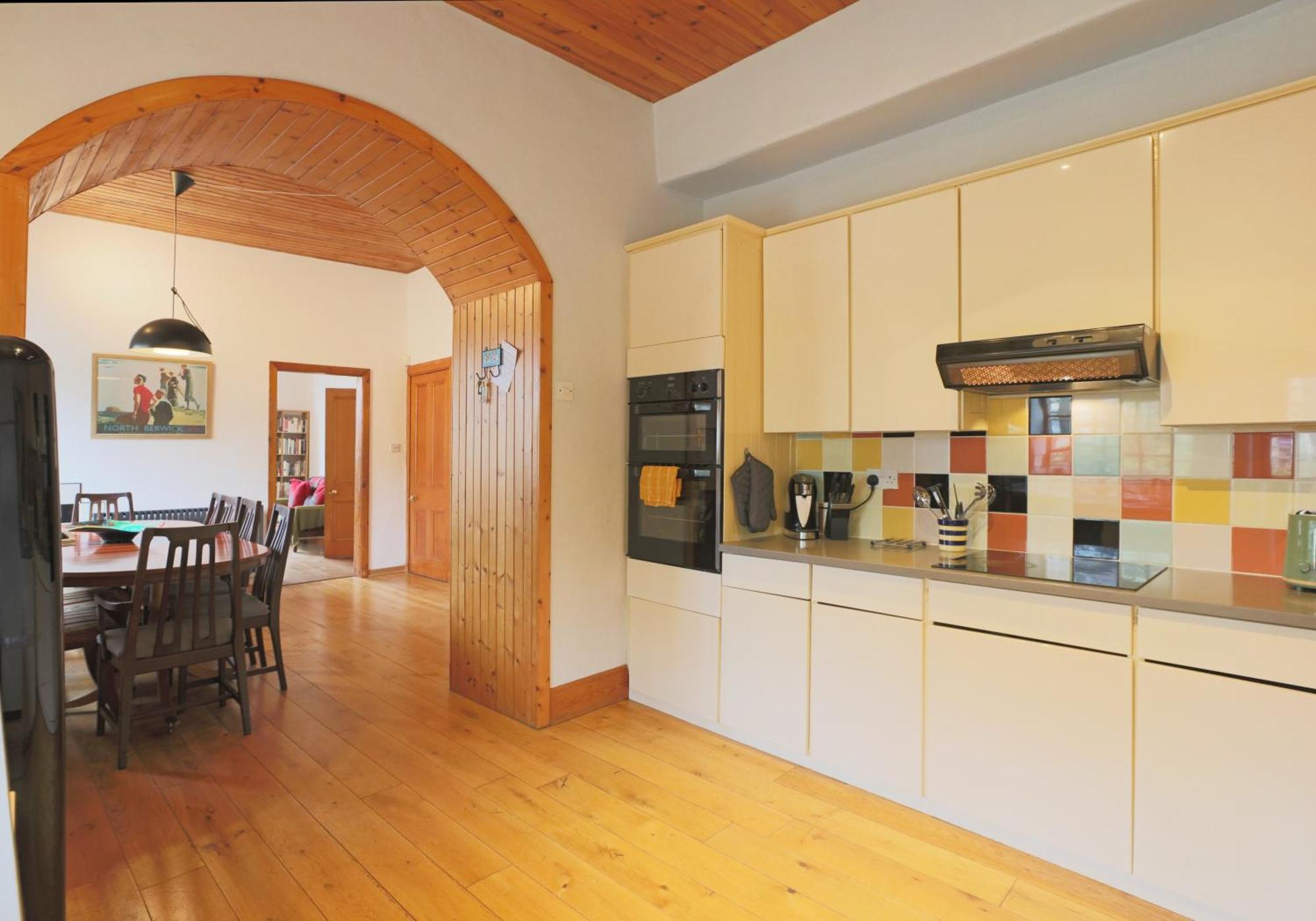 Westend Place Holiday home