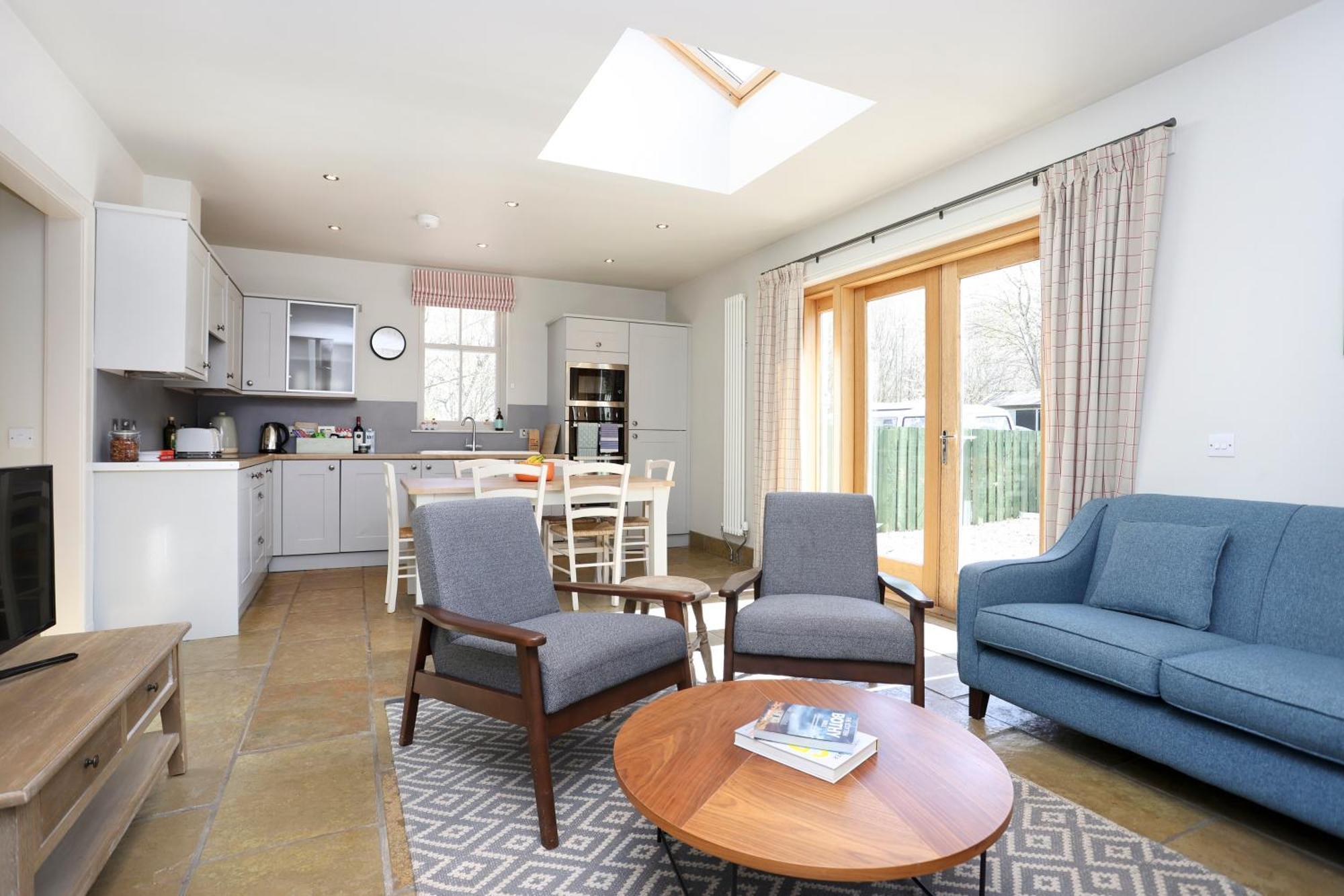 Lodge Joivy The At Gilmerton House, North Berwick