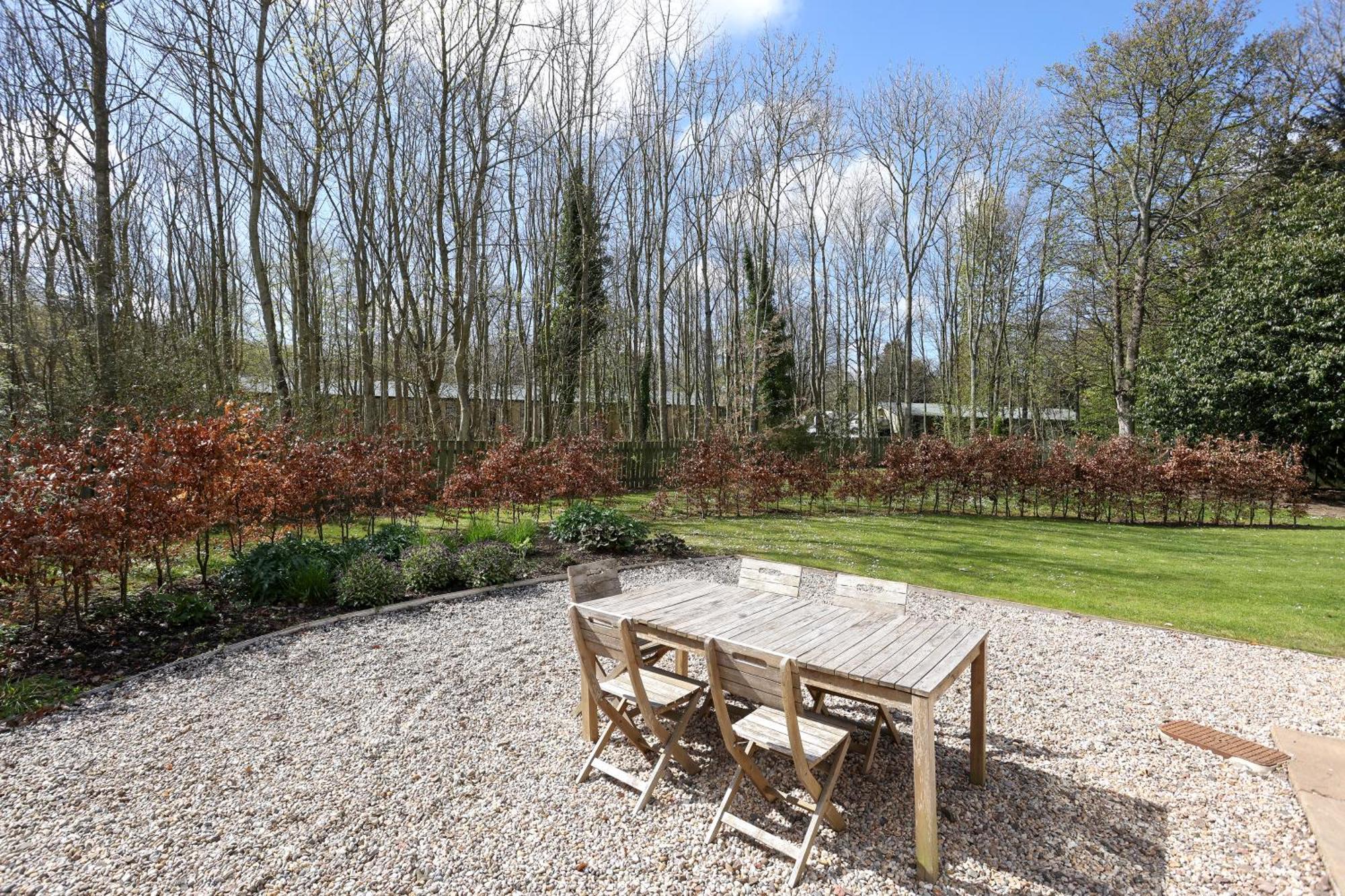 Lodge Joivy The At Gilmerton House, *