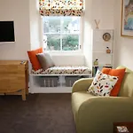 Rockpool Apartment