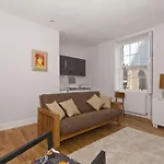 The Nook - Lovely 1-Bed Apartment In North Berwick