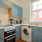 Pebbles Apartment - Heart Of Town