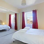 East Road Apartment