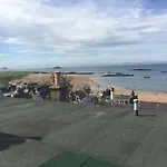Seaviews Guest House