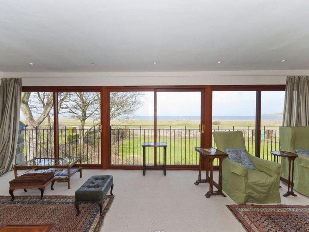 West Links View