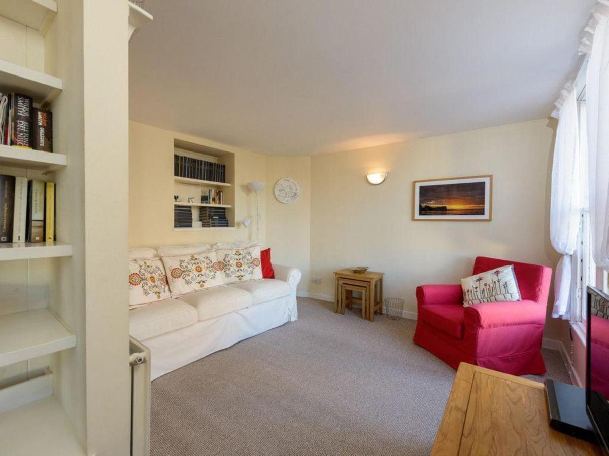 Apartment Southcot
