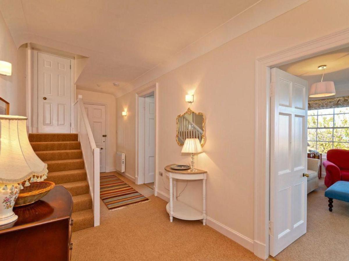 Flat 2 Inchgarry Court Apartment *