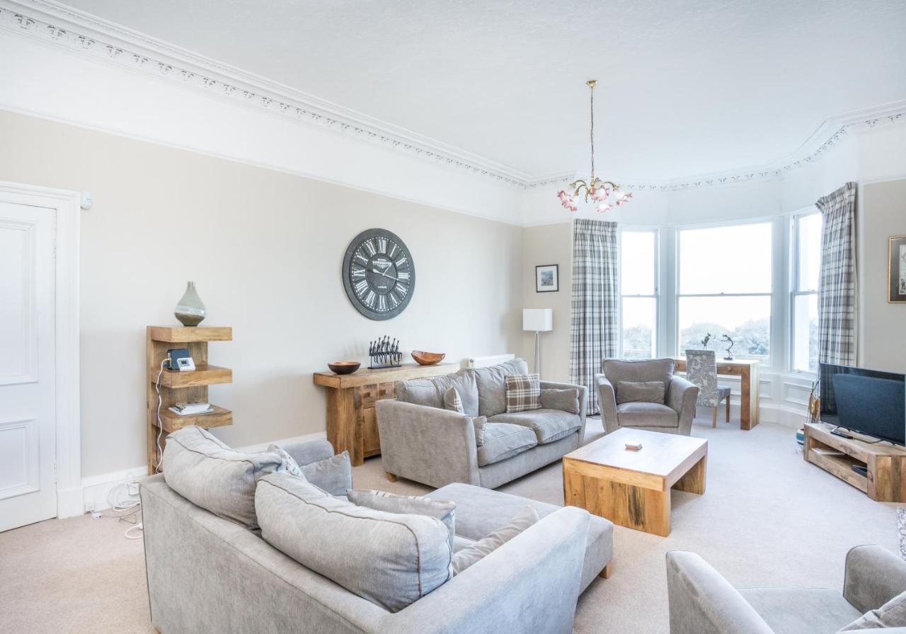 Firth View Apartment