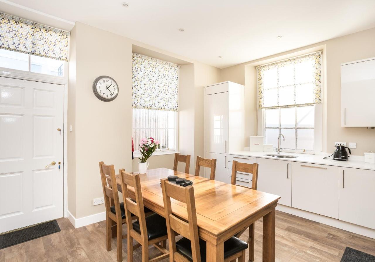 Firth View Apartment