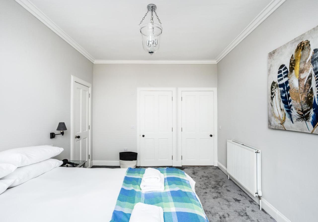 Lower Deck Apartment