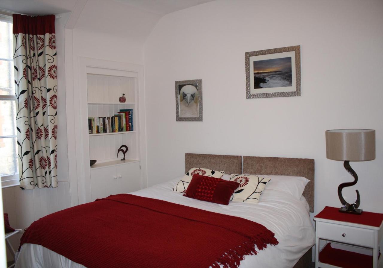 Rockpool Apartment *