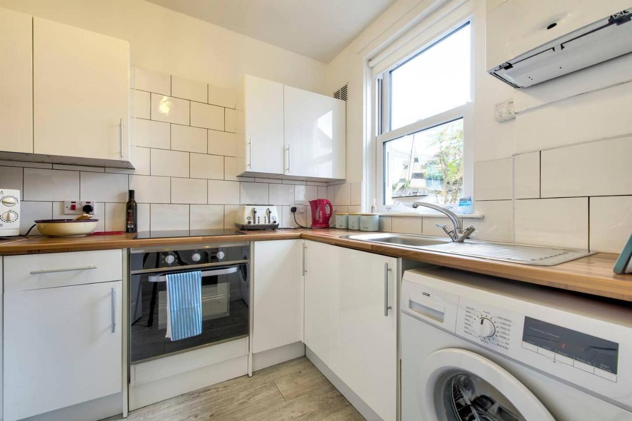 Hideaway With Free Private Parking Space North Berwick