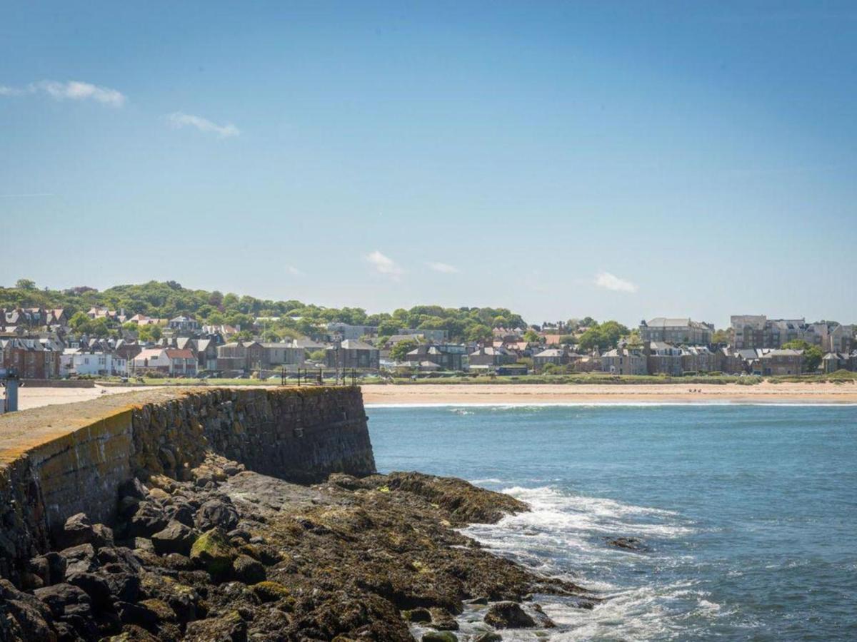 Apartment Benholm -stunning 3-bed In North Berwick
