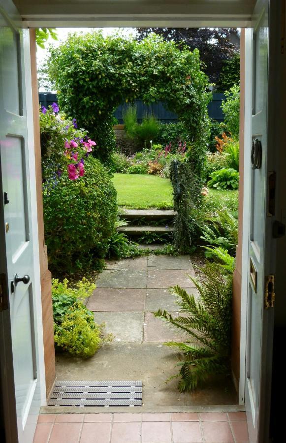 Glengair * North Berwick