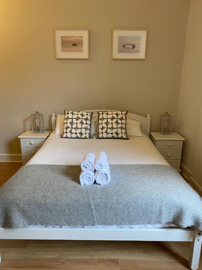 Breakwater Apartment
