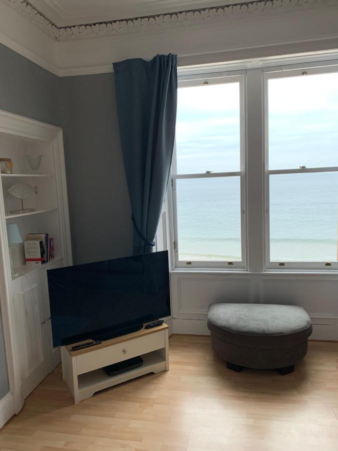 Bass Rock Beachside Flat * North Berwick