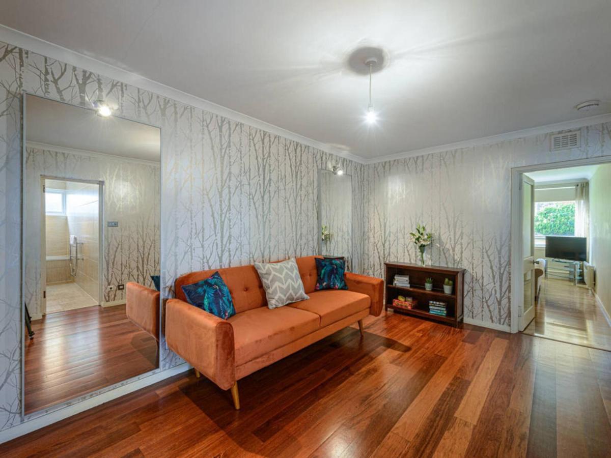 Corrin - Chic 1 Bedroom Apartment North Berwick