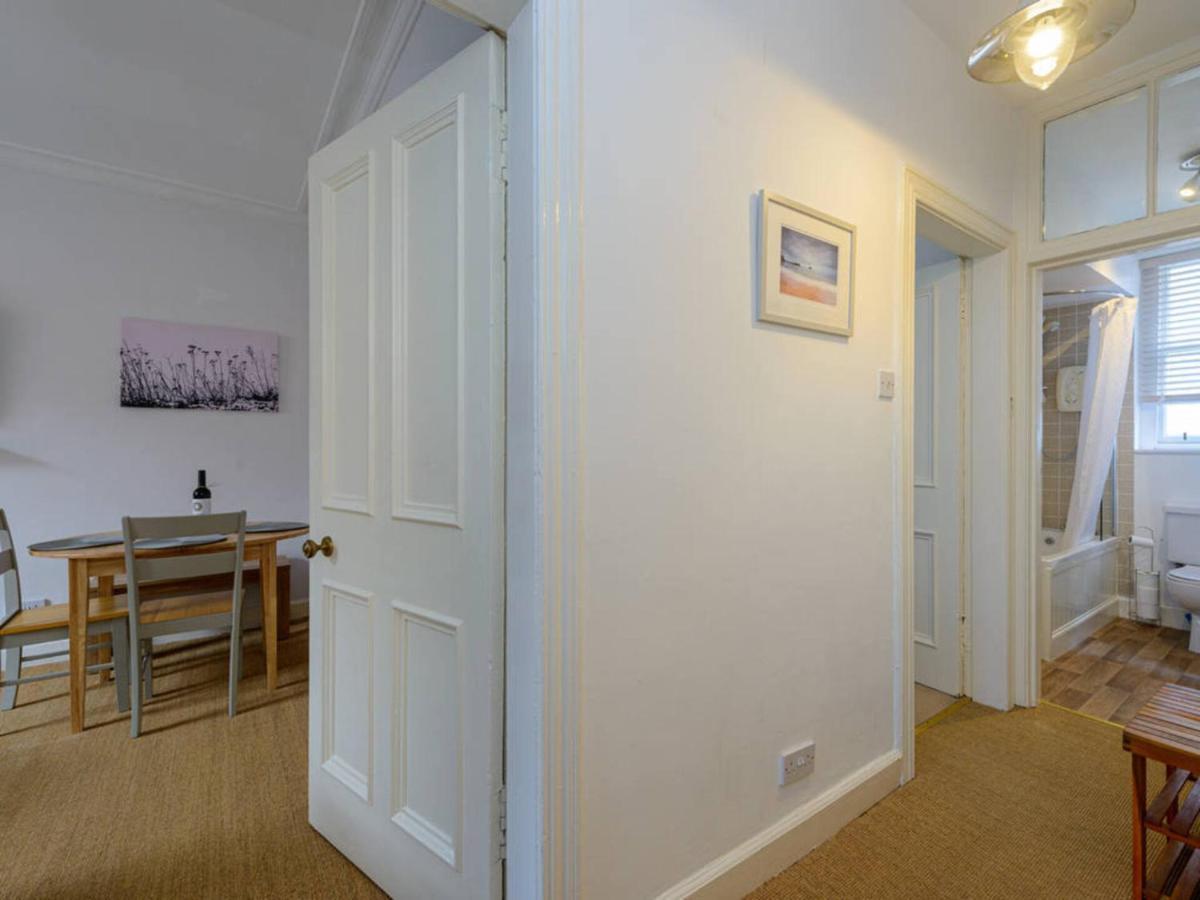 Pebbles - Heart Of Town Apartment North Berwick