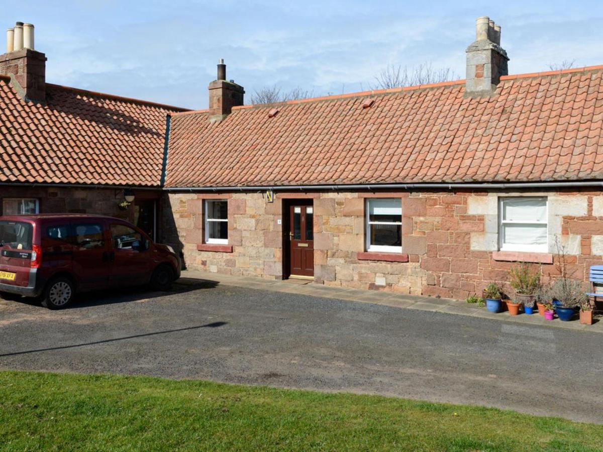 Charming In With Sea Views *