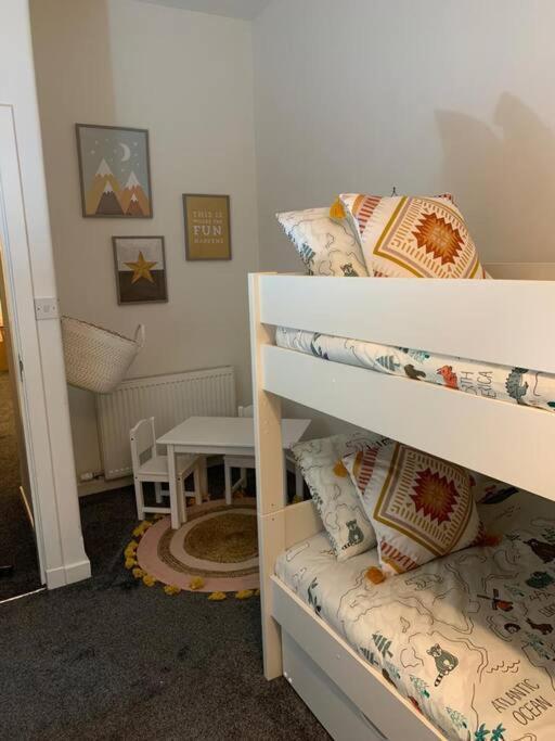 Lovely 3 Bedroom Family Friendly In Holiday home