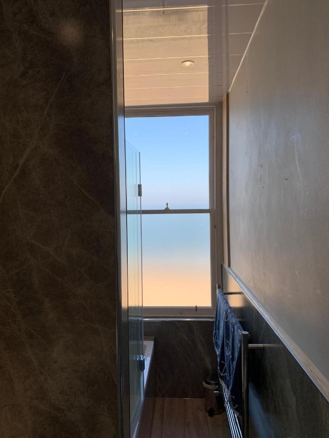 Bass Rock Beachside Flat *