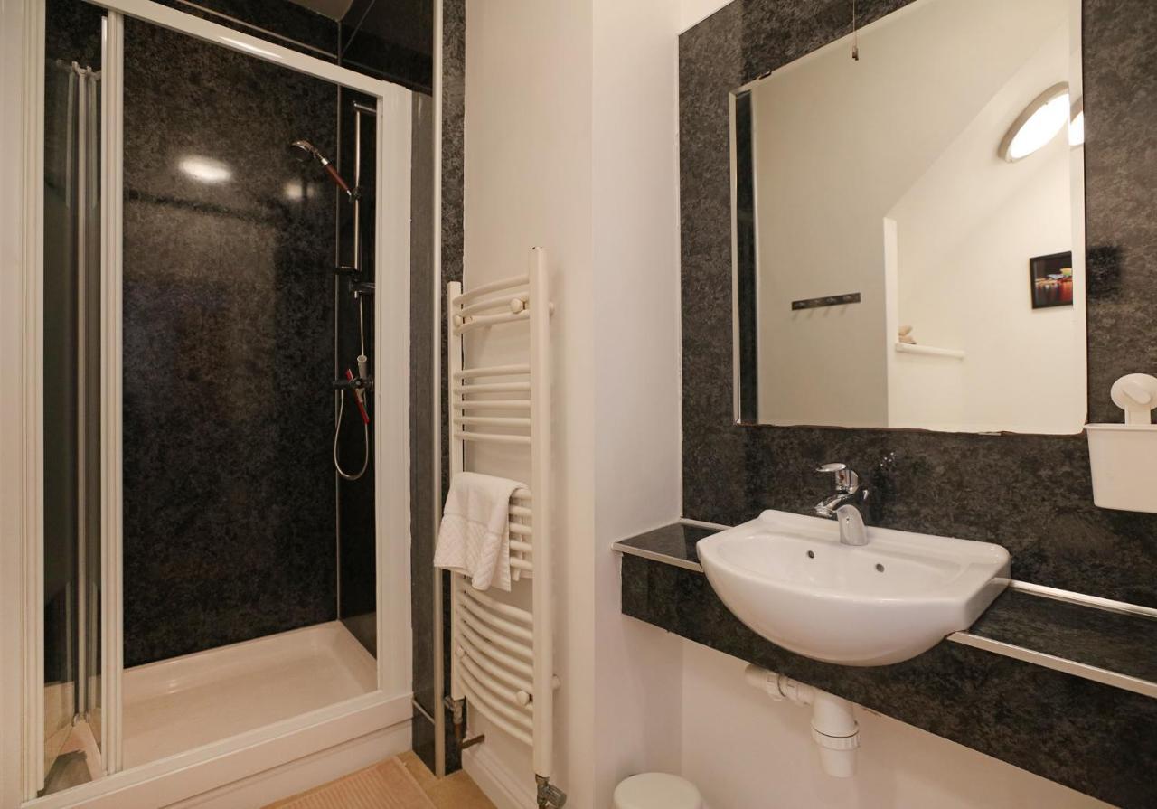 Law View Apartment *