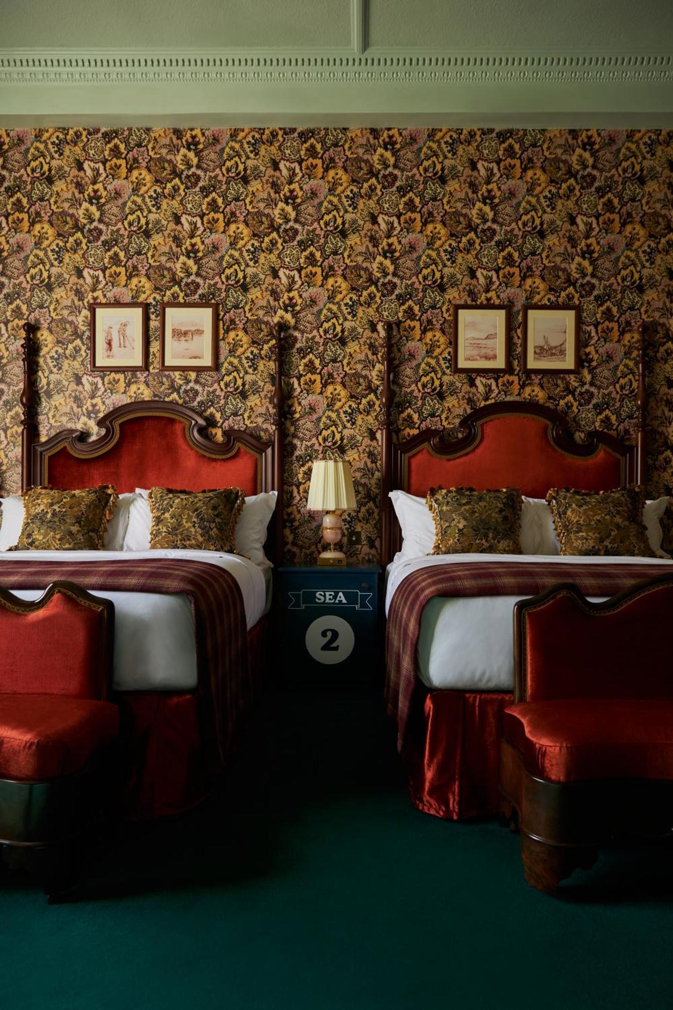 Hotel Marine