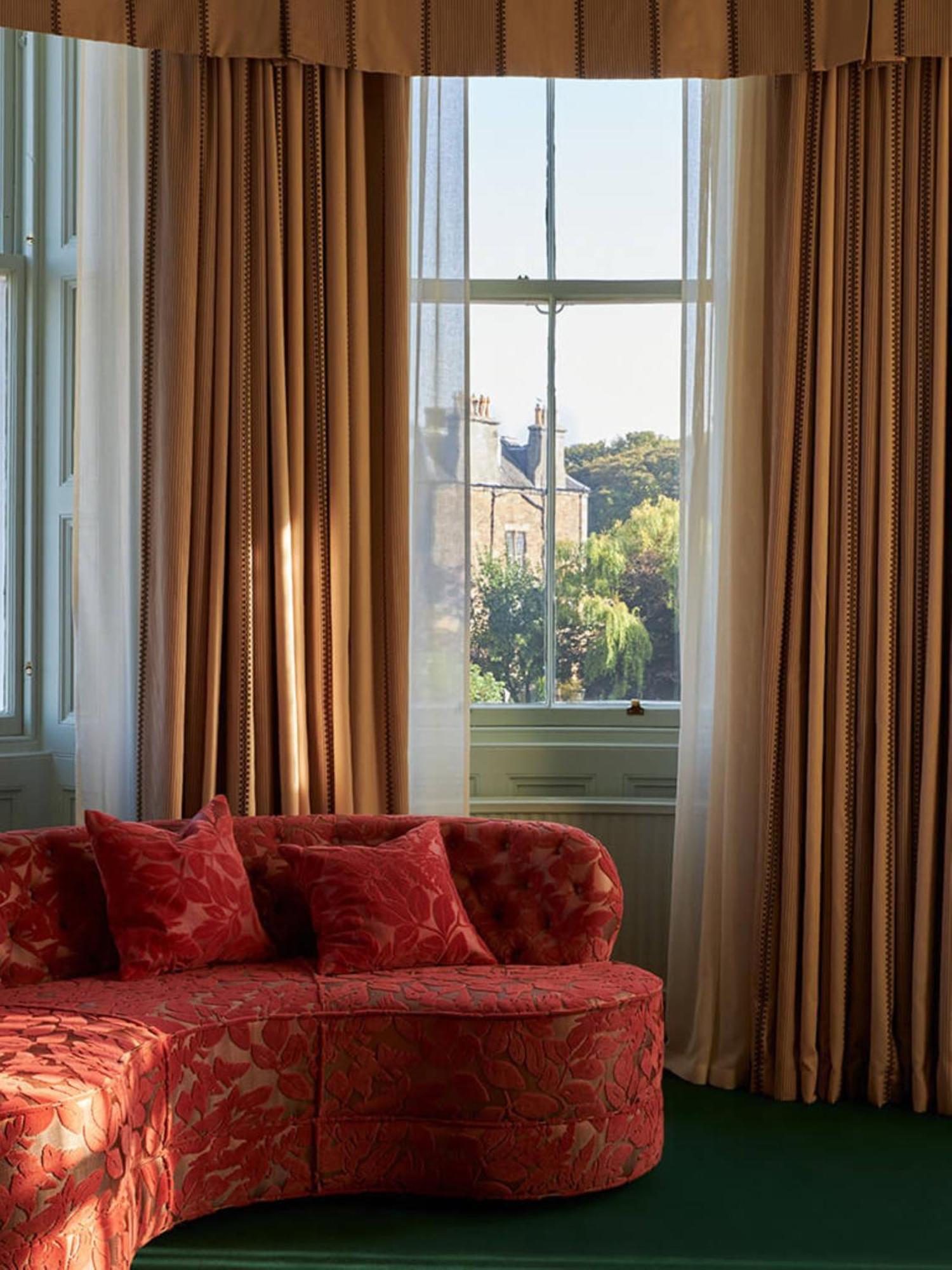 Marine Hotel 5*