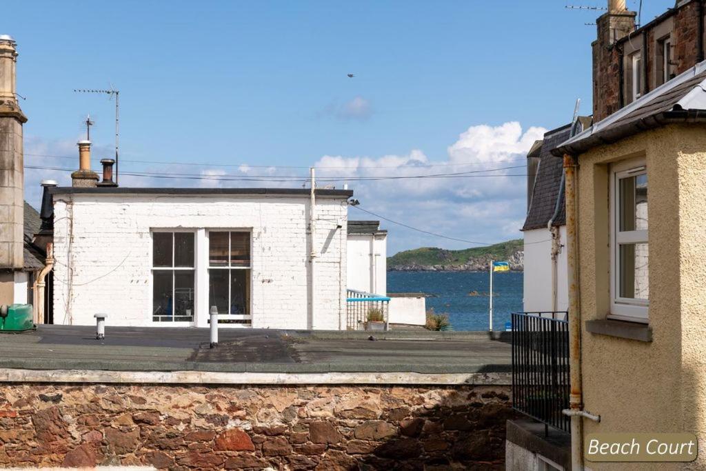 Holiday home Court