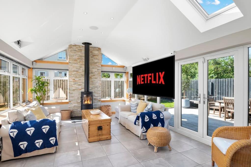 Luxury House With A Hot Tub Book On Air Bee And Bee * North Berwick