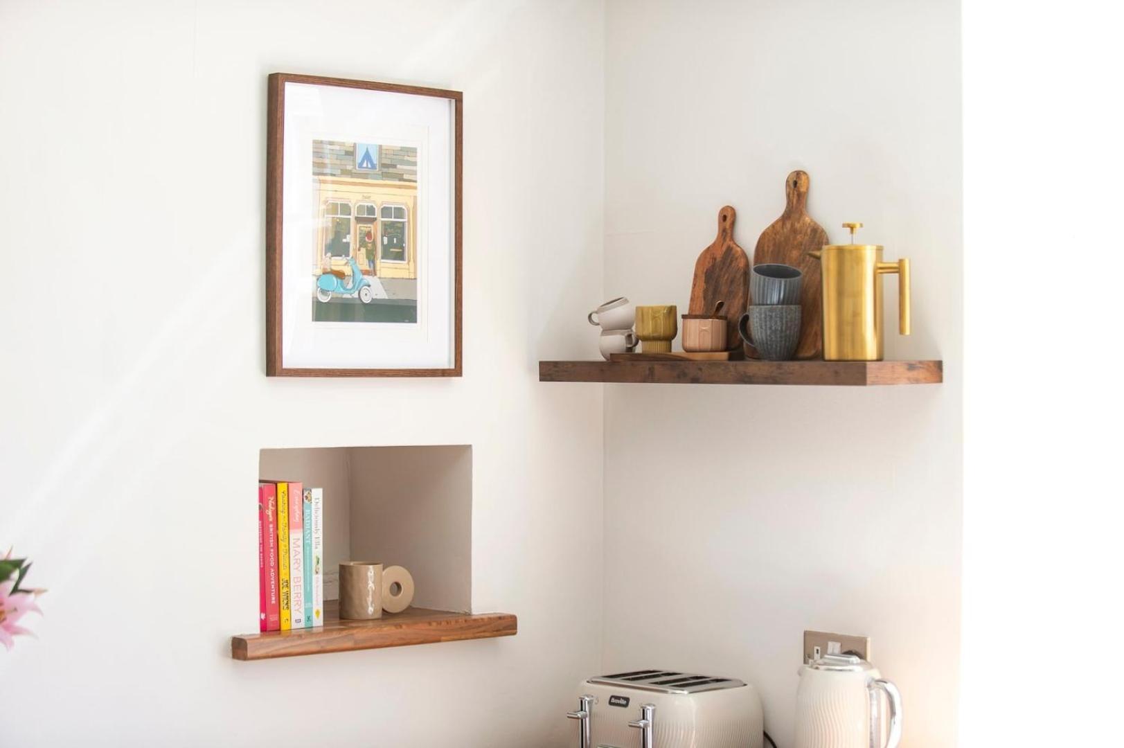 Stylish 1bd Seaside Flat
