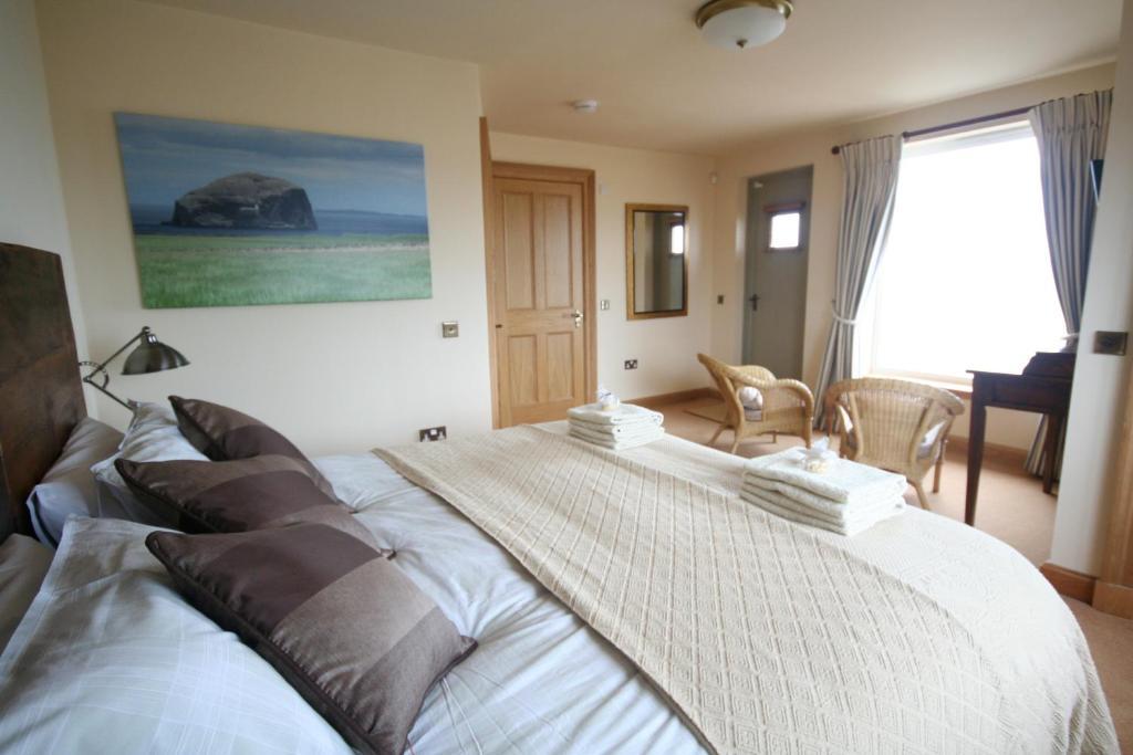 Canty Bay House Guest house 4*