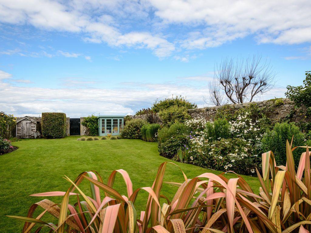 Cromwell Road * North Berwick