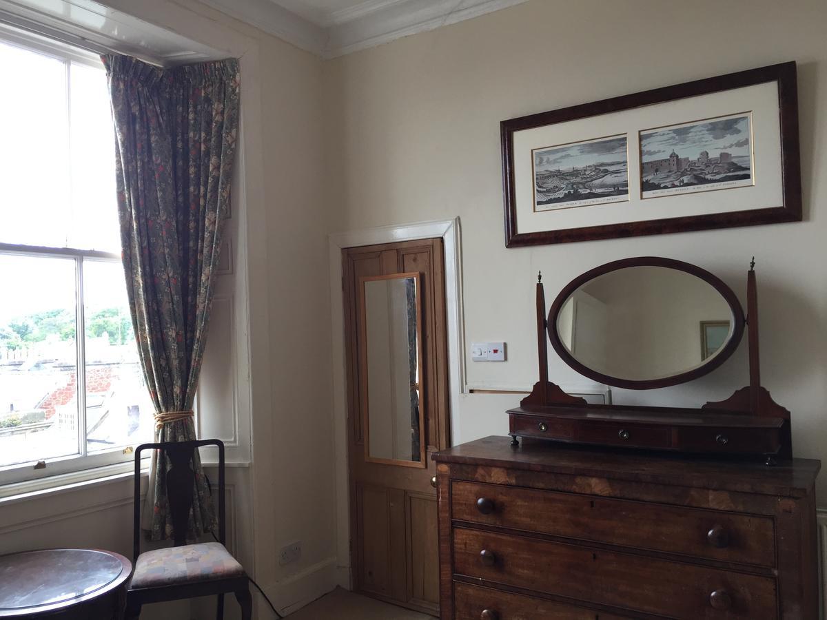 Seaviews Bed & Breakfast *