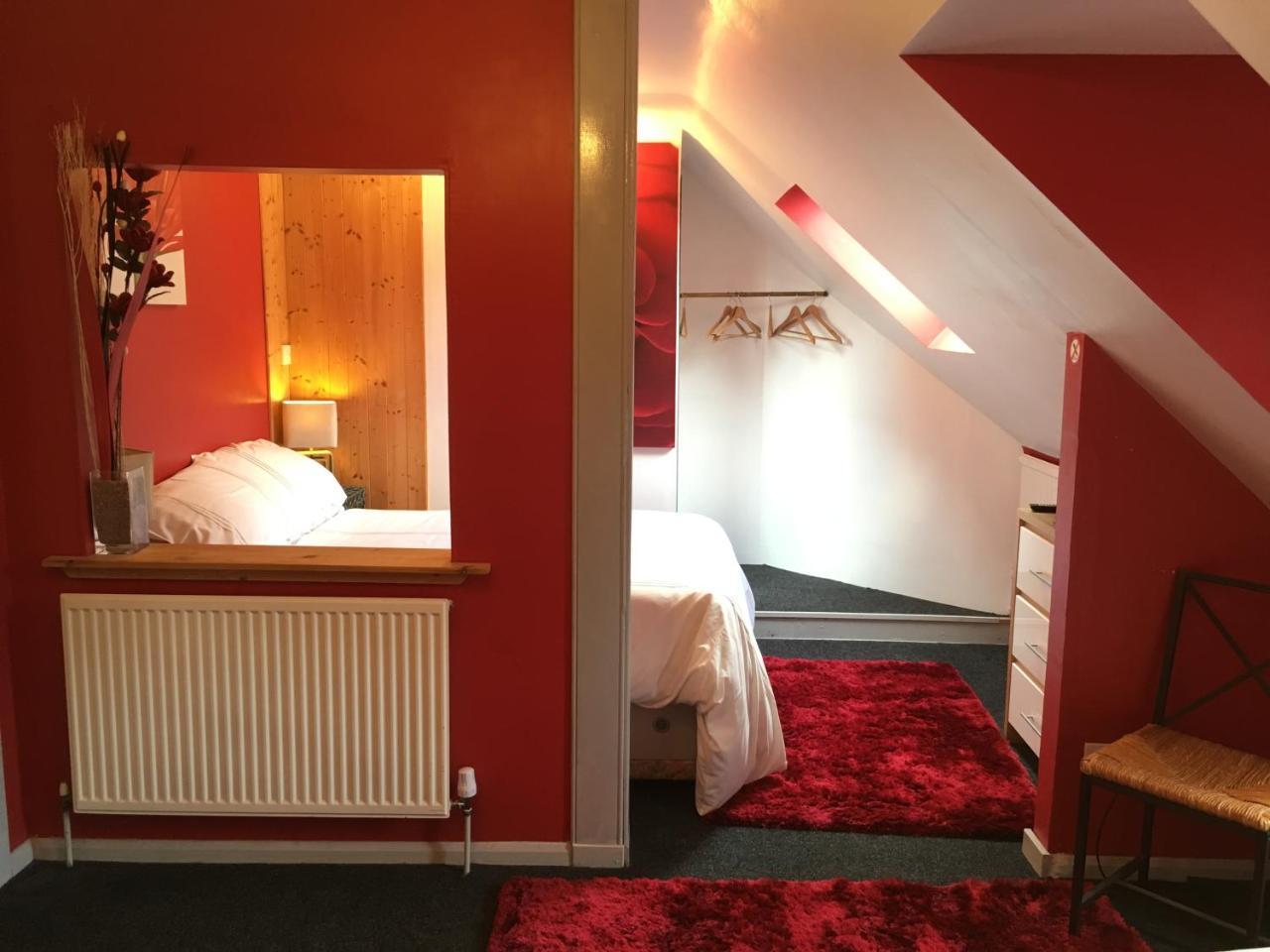 The Folly 3*