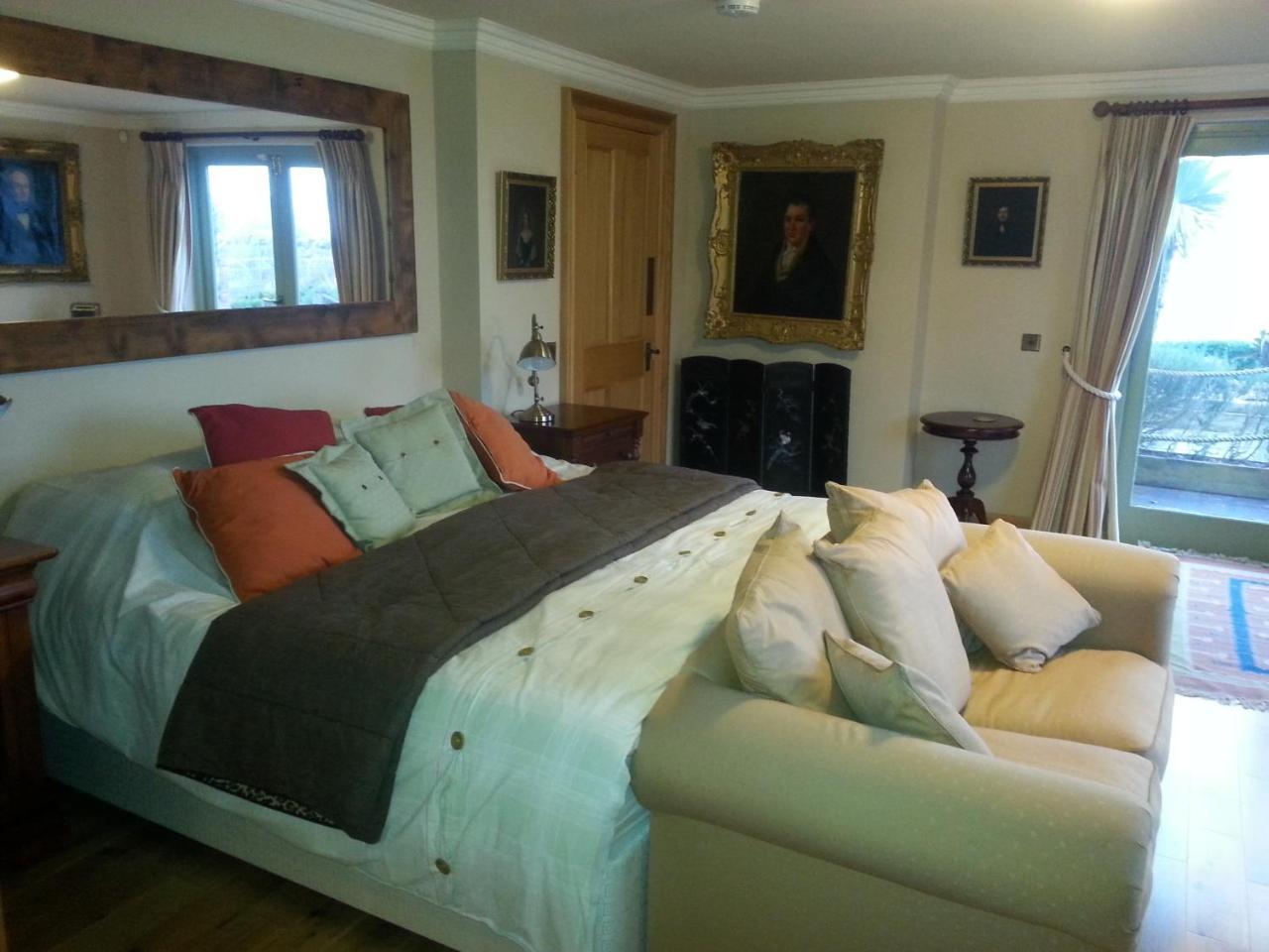 Canty Bay House Guest house 4*