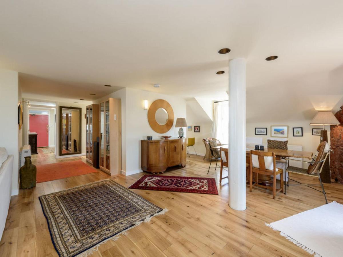 Harbour View Apartment